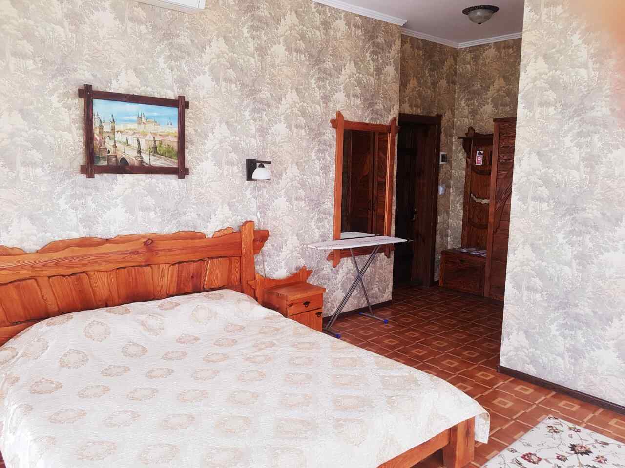 Гостиница Прага парк-отель Алушта