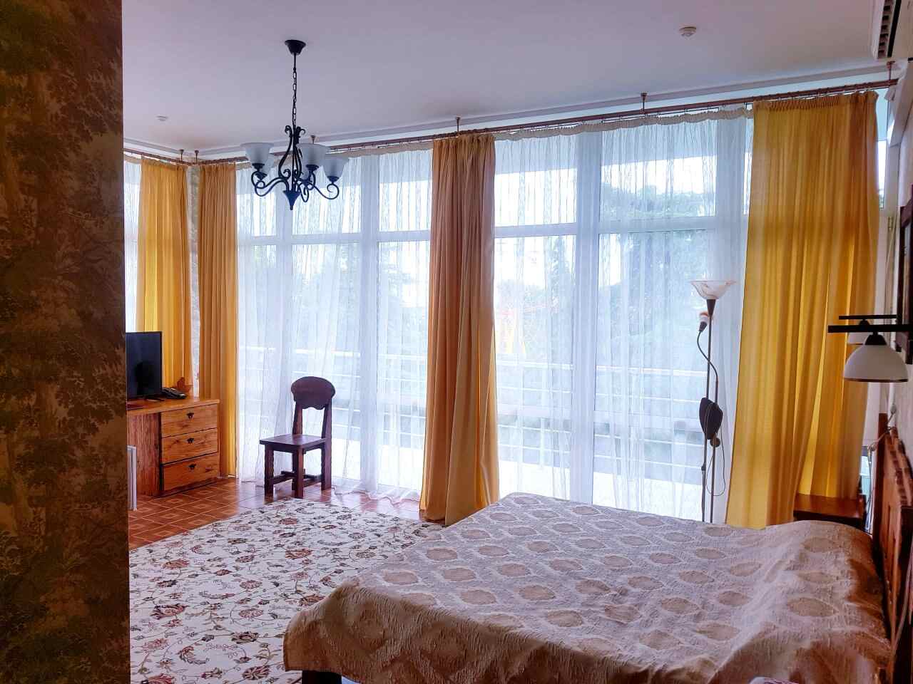 Гостиница Прага парк-отель Алушта